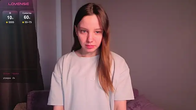 Snapshot of lolytaberry chatting on May 12, 2026, 1:35 am lolytaberry online show from May 12, 2026, 1:35 am