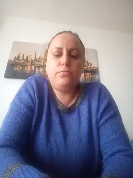 Sanela290590 online show from May 7, 2026, 9:56 am