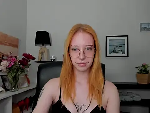 Snapshot of foxSonya chatting on July 9, 2026, 5:41 am foxSonya online show from July 9, 2026, 5:41 am