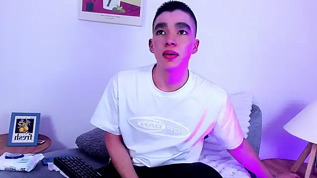 andy benedictus online show from May 8, 2026, 4:49 am