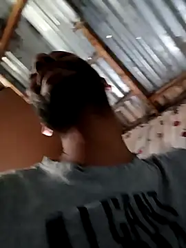 Snapshot of Camodick chatting on November 4, 2025, 10:19 am Camodick online show from November 4, 2025, 10:19 am