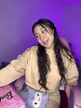 Snapshot of aiko-o chatting on May 10, 2026, 2:48 am aiko-o online show from May 10, 2026, 2:48 am