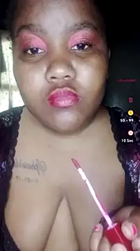 Snapshot of ChubbyMidgetxxx19 chatting on June 26, 2026, 8:42 am ChubbyMidgetxxx19 online show from June 26, 2026, 8:42 am