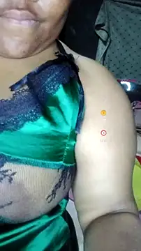 Snapshot of ChubbyMidgetxxx19 chatting on July 9, 2026, 5:56 pm ChubbyMidgetxxx19 online show from July 9, 2026, 5:56 pm
