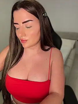 SophiePale online show from May 30, 2026, 6:02 pm