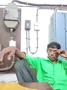 Hot-Parinda200 online show from May 28, 2026, 8:00 am