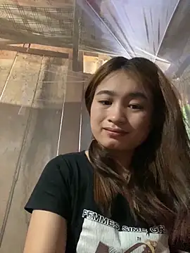 Cute-Sexyy online show from May 13, 2026, 7:37 am