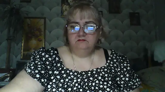 MarinaFarina53 online show from June 23, 2026, 5:16 am