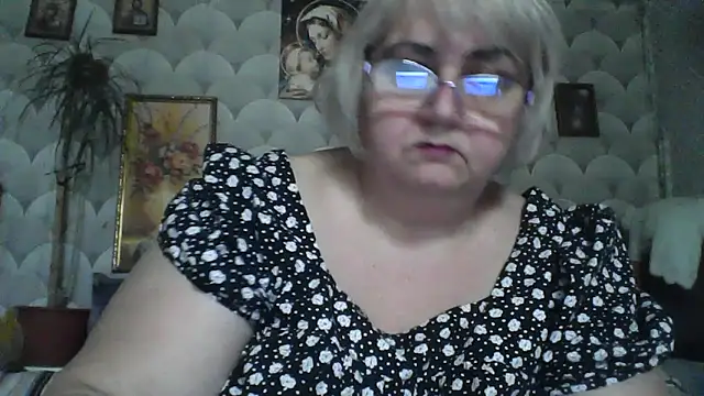 MarinaFarina53 online show from May 30, 2026, 5:58 am