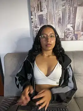 Snapshot of CassiePink_ chatting on May 11, 2026, 2:45 pm CassiePink online show from May 11, 2026, 2:45 pm