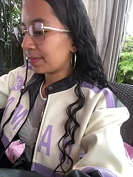 Snapshot of CassiePink_ chatting on May 19, 2026, 11:17 am CassiePink online show from May 19, 2026, 11:17 am