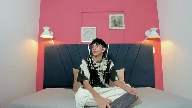 Snapshot of ero_boy40 chatting on May 23, 2026, 3:49 am ero boy40 online show from May 23, 2026, 3:49 am