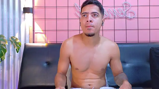 criss hardcock  online show from June 30, 2026, 12:49 pm