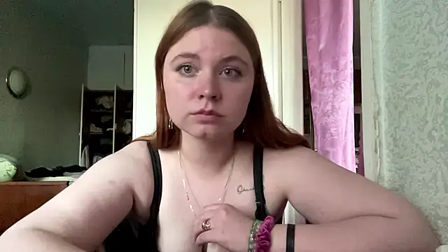Violette Iguina online show from May 11, 2026, 2:45 pm