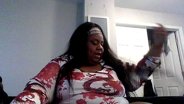 BarbieLiioon online show from May 17, 2026, 11:27 pm