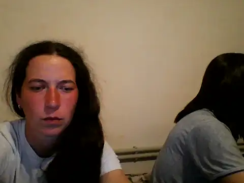 Snapshot of DanicaFey chatting on May 18, 2026, 7:18 pm DanicaFey online show from May 18, 2026, 7:18 pm