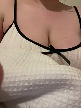 Snapshot of NaughtyMary2507 chatting on May 10, 2026, 8:54 pm NaughtyMary2507 online show from May 10, 2026, 8:54 pm