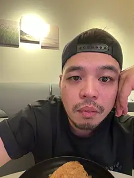 James1992 Ovo online show from June 9, 2026, 11:55 am
