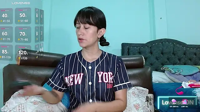 Snapshot of Ainhoa_wish chatting on June 1, 2026, 3:00 pm Ainhoa wish online show from June 1, 2026, 3:00 pm