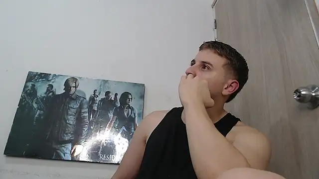 Snapshot of Draco_boy chatting on July 9, 2026, 11:04 pm Draco boy online show from July 9, 2026, 11:04 pm