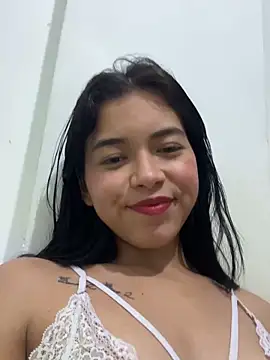 Snapshot of Kathalinasexx chatting on May 10, 2026, 3:21 am Kathalinasexx online show from May 10, 2026, 3:21 am