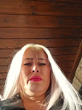 MILFBARBY online show from October 28, 2025, 8:24 am