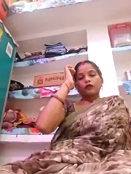 Snapshot of CHANDNi_700 chatting on June 10, 2026, 6:36 am CHANDNi 700 online show from June 10, 2026, 6:36 am