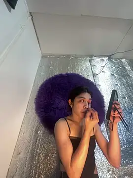 RoseAmarie online show from May 20, 2026, 5:48 am