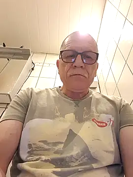NextAct92 online show from June 19, 2026, 2:17 am