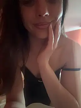 ToriSouletyx online show from May 21, 2026, 11:07 am