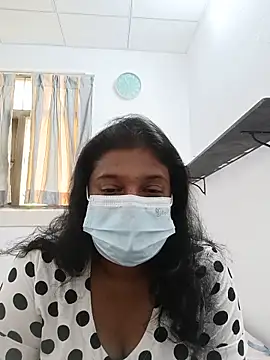 Xbees CT online show from May 20, 2026, 4:42 am