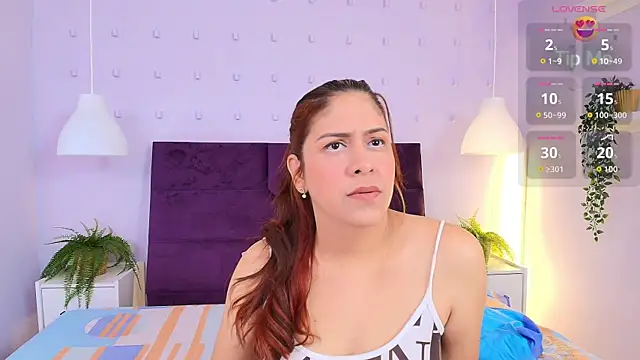 Snapshot of Sirenyrouss chatting on June 8, 2026, 2:12 am Sirenyrouss online show from June 8, 2026, 2:12 am
