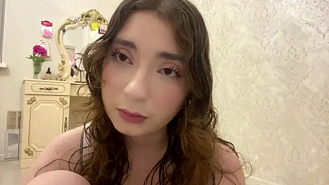 Snapshot of Rosie_Sweety chatting on July 2, 2026, 7:20 pm Rosie Sweety online show from July 2, 2026, 7:20 pm