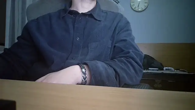   Maxxx   online show from May 12, 2026, 5:41 pm