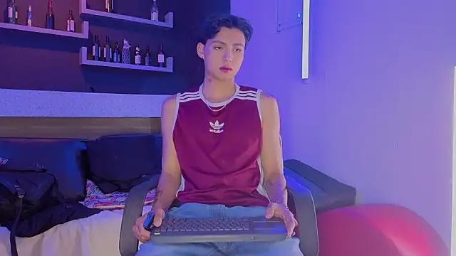 tian sex online show from June 25, 2026, 8:03 pm
