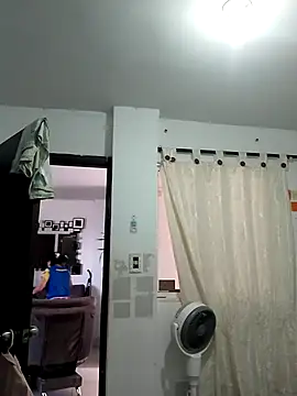 Snapshot of Casandra_inthemorning chatting on June 6, 2026, 3:28 pm Casandra inthemorning online show from June 6, 2026, 3:28 pm