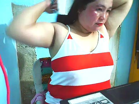 Snapshot of xsweetlover69x chatting on July 16, 2026, 2:25 pm xsweetlover69x online show from July 16, 2026, 2:25 pm