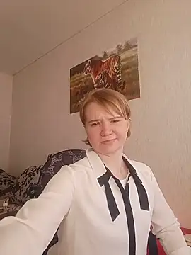 Snapshot of Ketrincold chatting on May 14, 2026, 5:59 am Ketrincold online show from May 14, 2026, 5:59 am