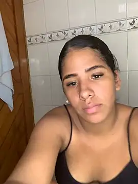 Snapshot of Marise_l chatting on May 28, 2026, 4:13 pm Marise l online show from May 28, 2026, 4:13 pm