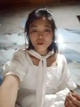 Mai-lan online show from May 15, 2026, 1:09 pm