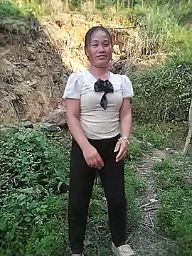 jenene99 online show from May 15, 2026, 10:35 am