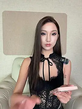 Snapshot of Beauti-vv chatting on June 2, 2026, 6:13 am Beauti-vv online show from June 2, 2026, 6:13 am