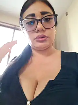 Amina--789 online show from July 16, 2026, 7:11 pm