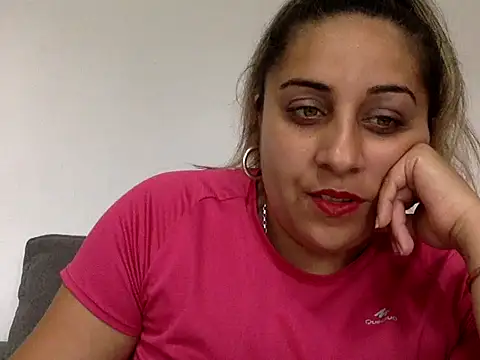 Snapshot of Antoniasweet chatting on June 13, 2026, 11:19 am Antoniasweet online show from June 13, 2026, 11:19 am