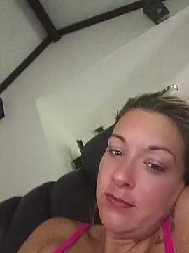 missbellastar online show from May 28, 2026, 9:21 pm