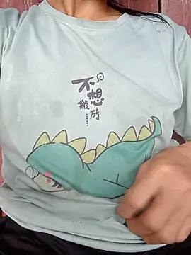 Nana-AsianWet online show from June 17, 2026, 12:54 am