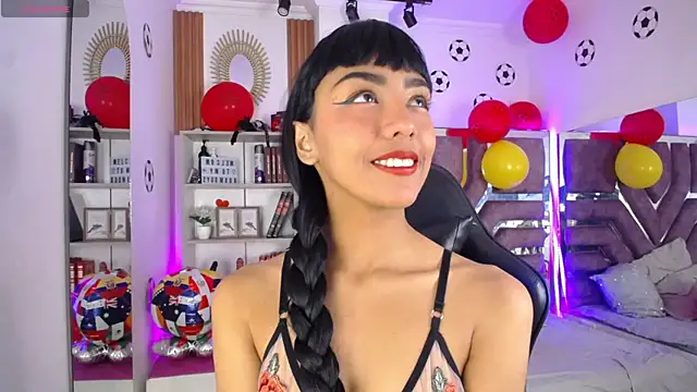 Snapshot of Violett_Gardenn chatting on June 25, 2026, 11:15 am Violett Gardenn online show from June 25, 2026, 11:15 am