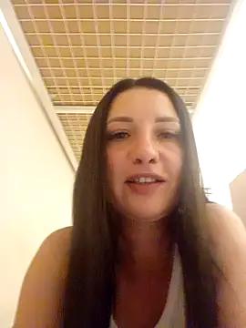 CarolWarren  online show from July 15, 2026, 3:57 am
