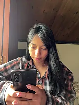 Snapshot of yul-dulce chatting on July 12, 2026, 7:04 pm yul-dulce online show from July 12, 2026, 7:04 pm