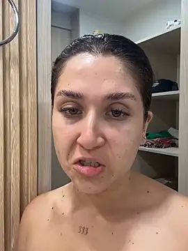 Snapshot of IsabelleMilan chatting on June 20, 2026, 8:14 pm IsabelleMilan online show from June 20, 2026, 8:14 pm